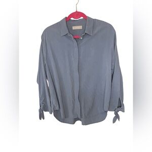 Everlane Washable Silk Tie-Cuff Shirt in Slate Blue Gray Size 12